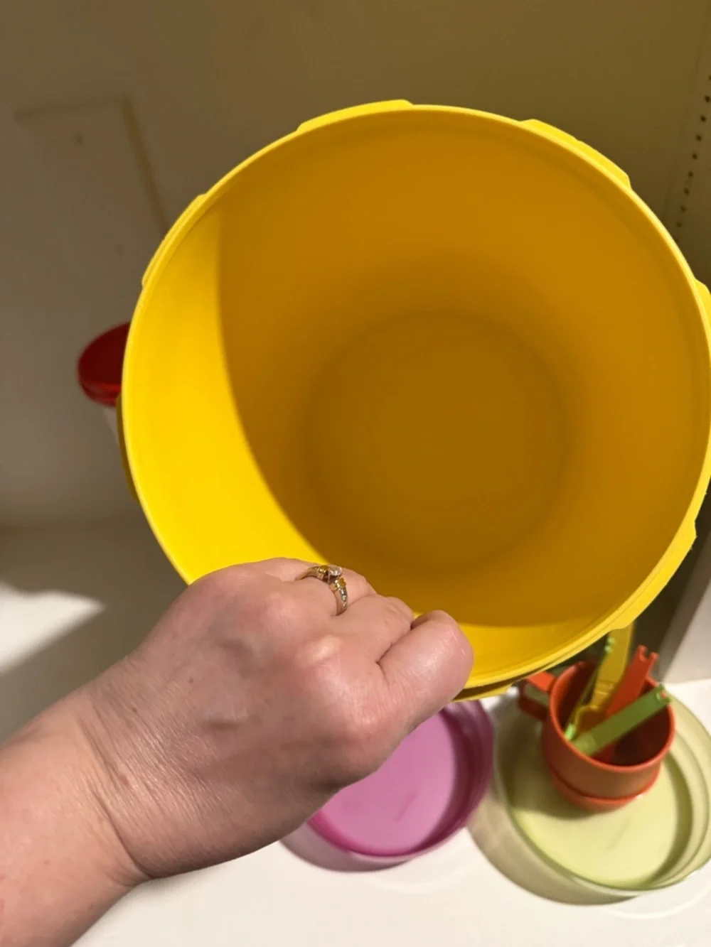 Tupperware bundle 💛💚❤️🧡💜 - Picture 4 of 16